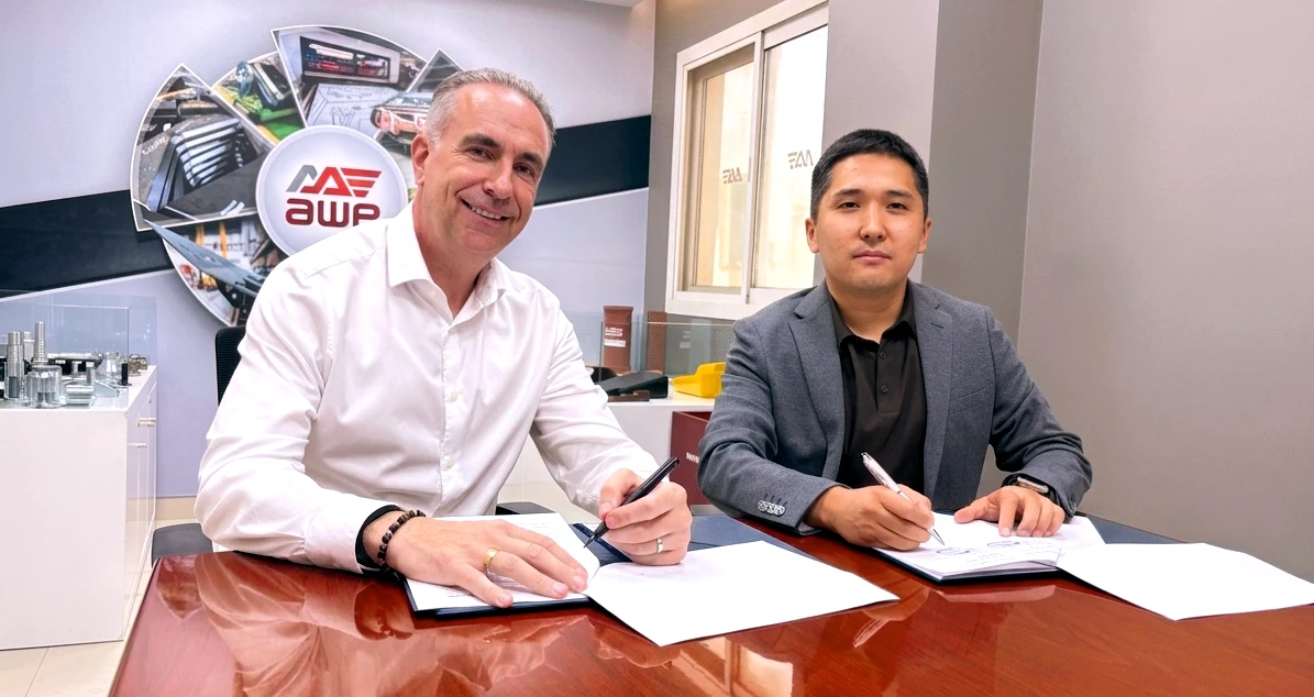 AAE and WireTech signing their UAE manufacturing agreement
